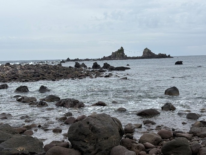 三ツ石海岸の画像